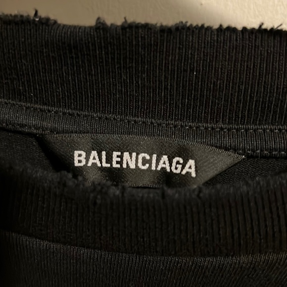 Balenciaga oversized Tshirt - Picture 3 of 4